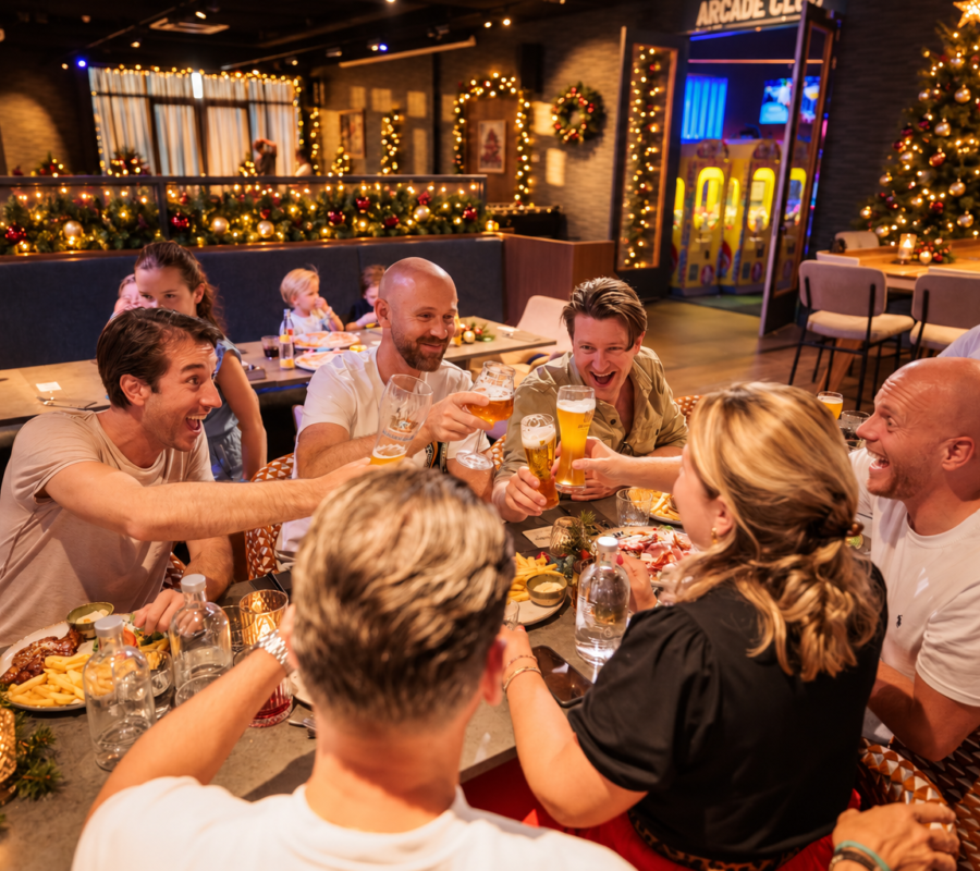 Kerstborrel in Mauk in een mooie winterse verlichting.